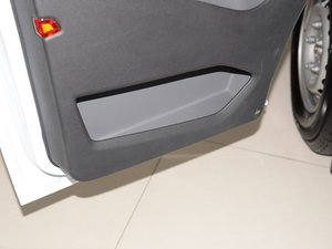 2017��2.0T ���S5����픶๦��܇ ���� ��(gu��)V ǰ�T��(ch��)����g