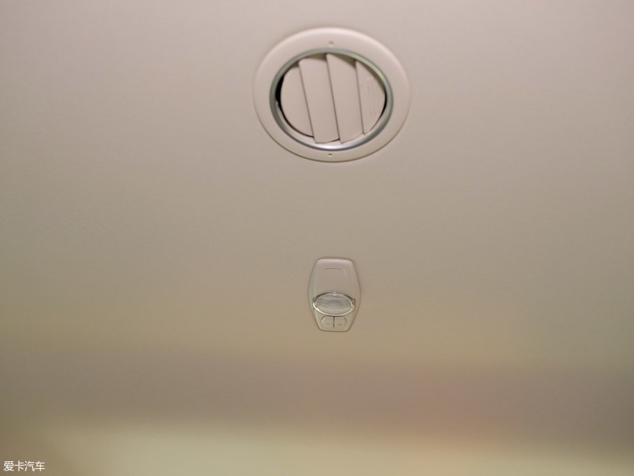 2017;W 2.0T Ԅ̄(w)œ