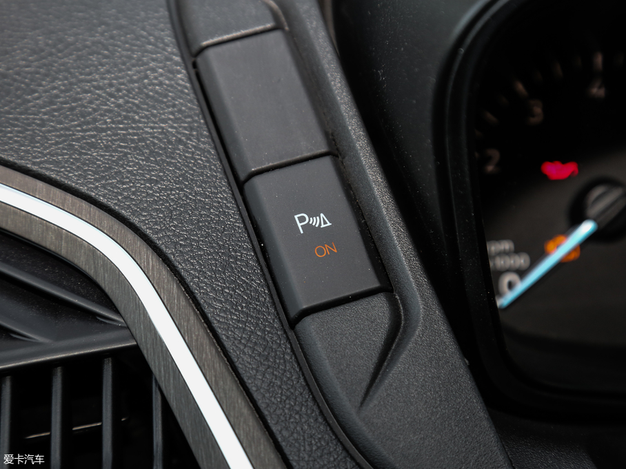 2017;W 2.0T Ԅ(dng)̄(w)œ