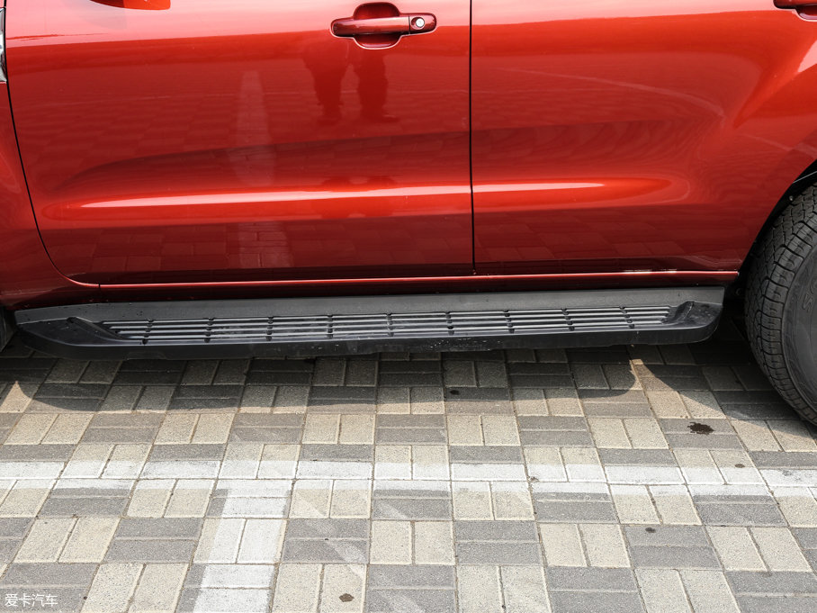 2017�·�� 2.0L GTDi������ͺ��A�� 7��