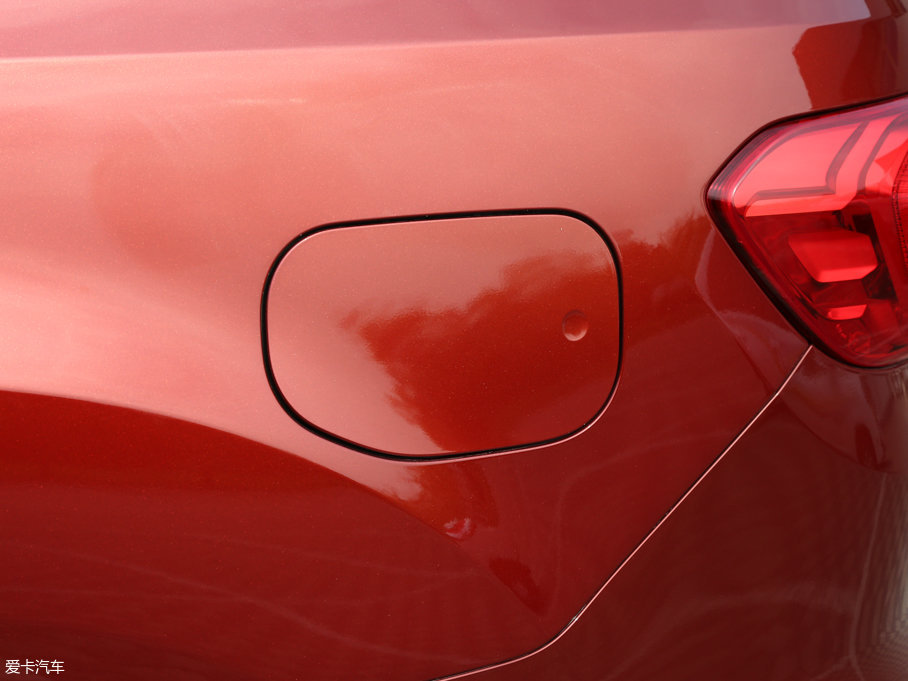 2017�·�� 2.0L GTDi������ͺ��A�� 7��