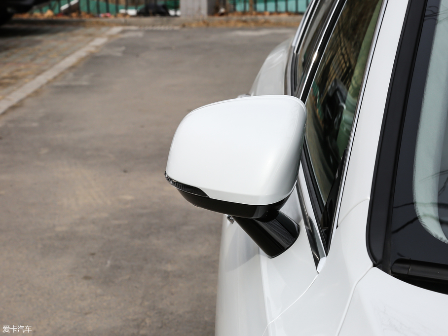 2018֠S90Դ T8 E(q) su  V