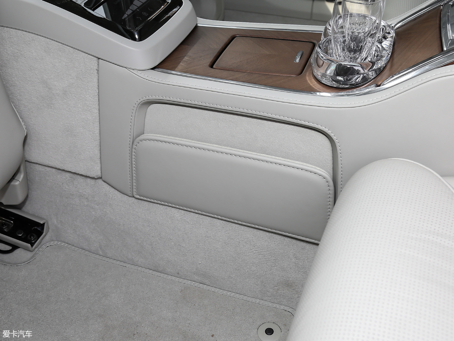 2018֠S90Դ T8 E(q) su  V