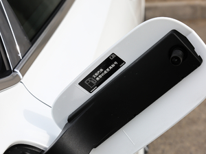 2018T8 E(q)(dng) su(y)  (gu)V (x)(ji)^