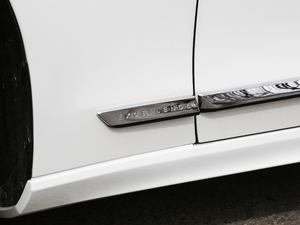 2018T8 E(q)(dng) su(y)  (gu)V (x)(ji)^