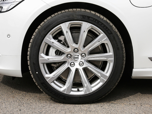 2018T8 E(q) su  V ݆Ȧ