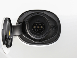 2018T8 E(q) su  V (ji)^