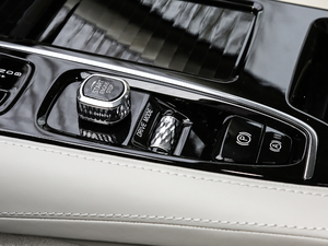 2018T8 E su  V п؅^