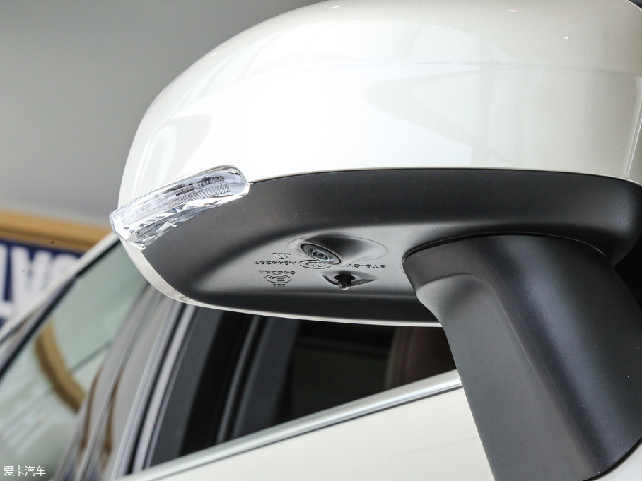 2019֠XC60 T5 (q)źA (gu)V