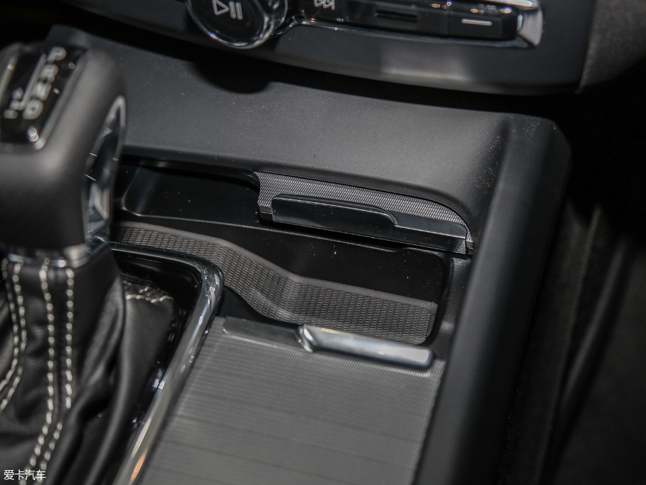 2019���֠���XC60 T5 ���(q��)���h(yu��n)�\(y��n)�Ӱ� ��V