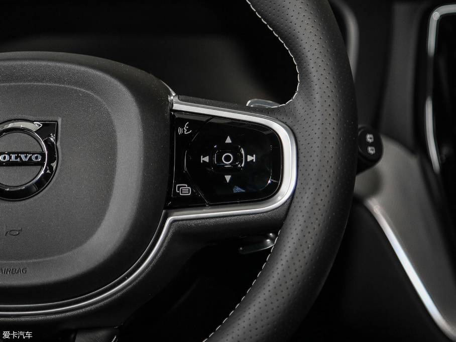 2019���֠���XC60 T5 ������h�\�Ӱ� ��V