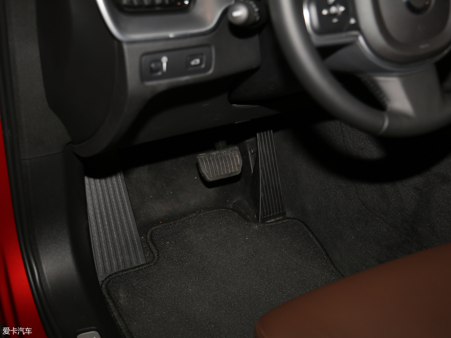 2019���֠���XC60 T4 ���ݰ� ��(gu��)V