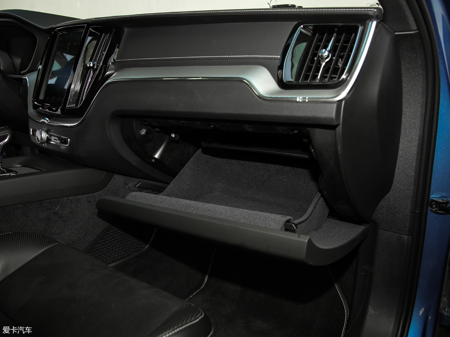 2019���֠���XC60 T5 ��������\�Ӱ� ��V