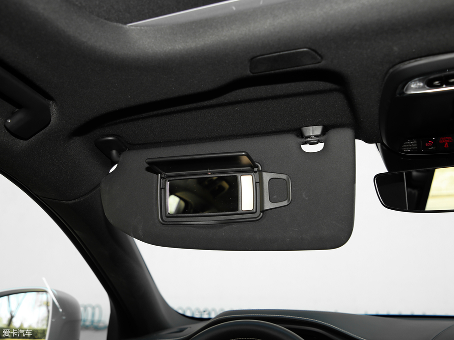 2019���֠���XC60 T5 ��������\�Ӱ� ��V