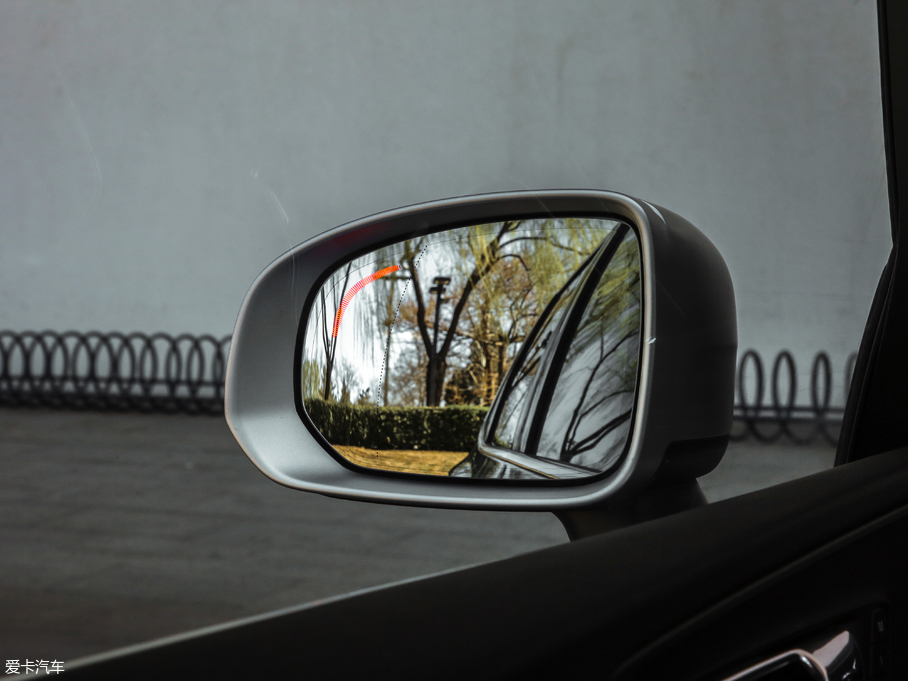 2019���֠���XC60 T5 ��������\�Ӱ� ��V