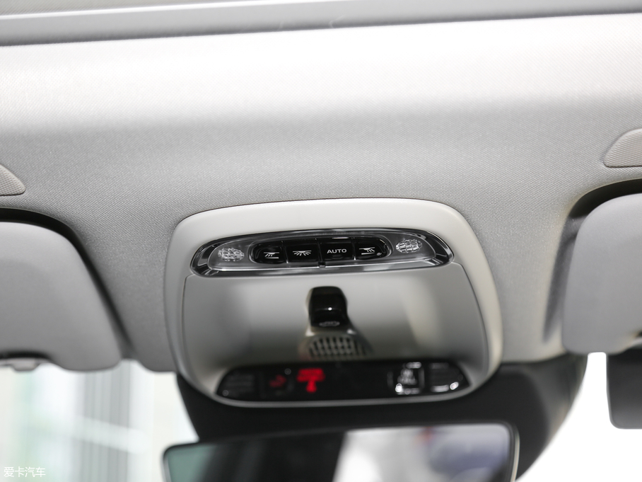 2019֠XC60 T5 źA VI