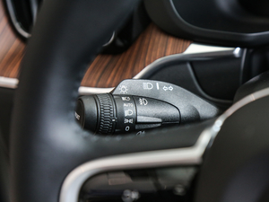 2019T5 (q)źA V п؅^(q)