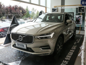 2019֠XC60 