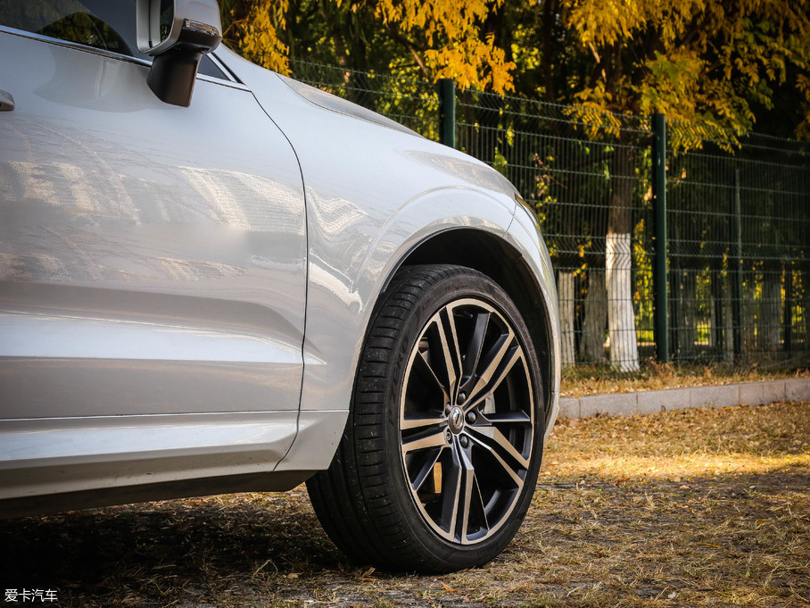 2019֠XC60Դ T8 E\Ӱ V