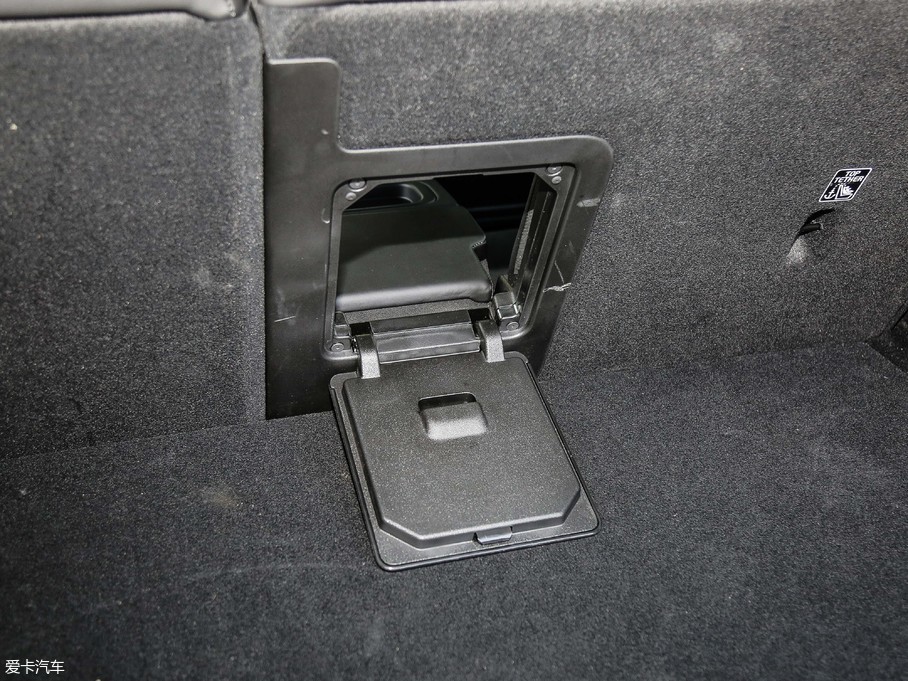 2019֠XC60Դ T8 E\Ӱ V