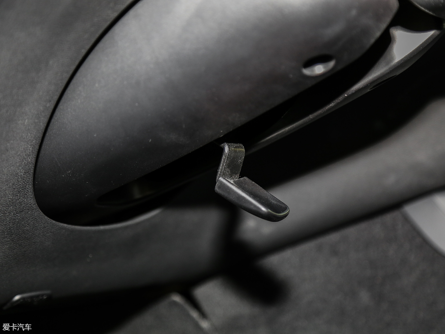 2019֠XC60Դ T8 E(q)\Ӱ V