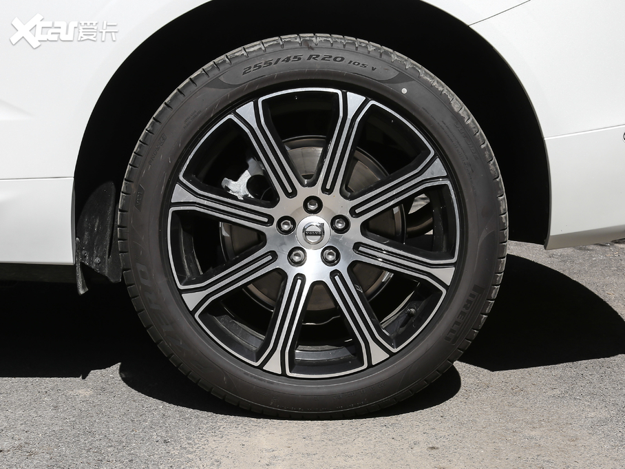 2019֠XC60Դ T8 EA VI