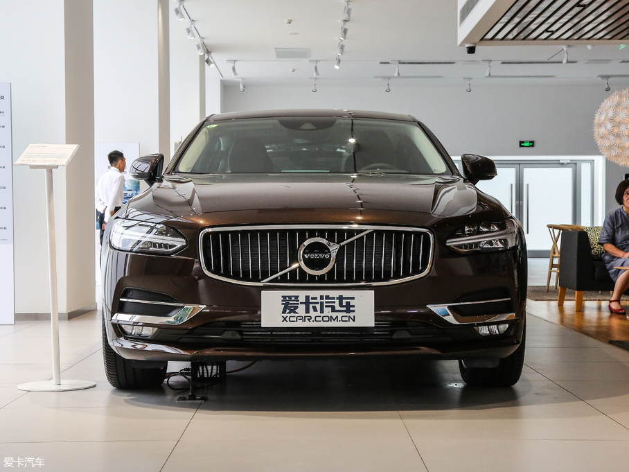 2019���֠���S90 T5 ���ݰ�