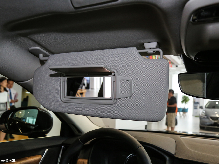 2019���֠���S90 T5 ���ݰ�