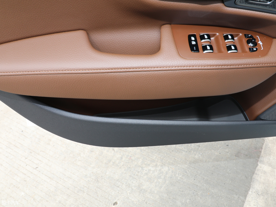 2019���֠���S90 T5 ���h��