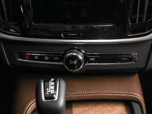 2019T5 Ű {(dio)(ji)