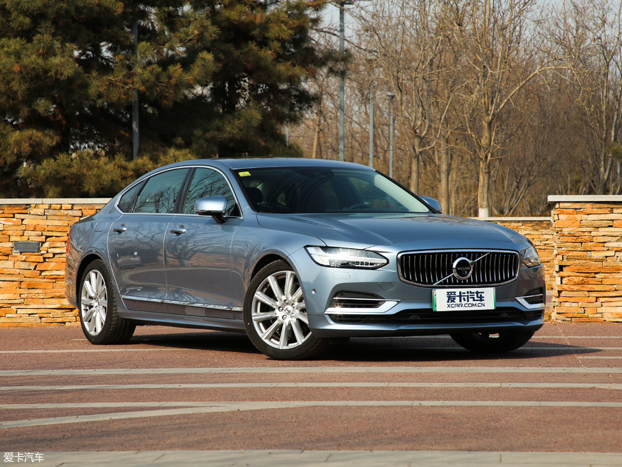 2019款沃尔沃s90混动t8 e驱混动 智雅版