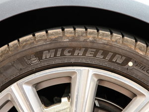 2019T8 E Ű V ݆̥Ʒ