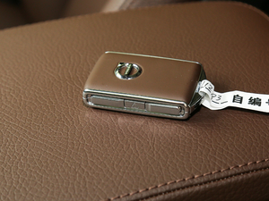 2019T8 E(q)(dng) Ű VI 