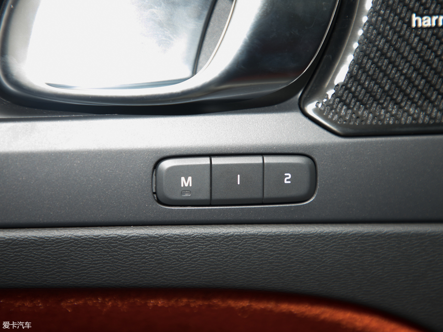 2020֠XC40 T5 (q) \(yn)(dng)