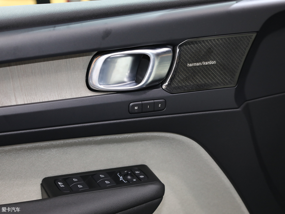 2020֠XC40 T4 (q) \Ӱ