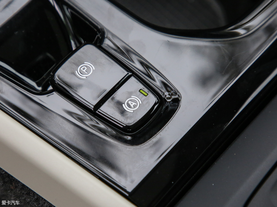 2020֠XC40 T4 (q) h(yun)A