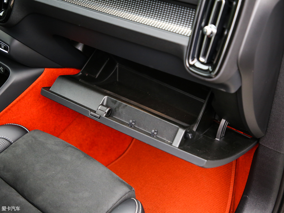 2020֠XC40 T5 (q) \(yn)(dng)