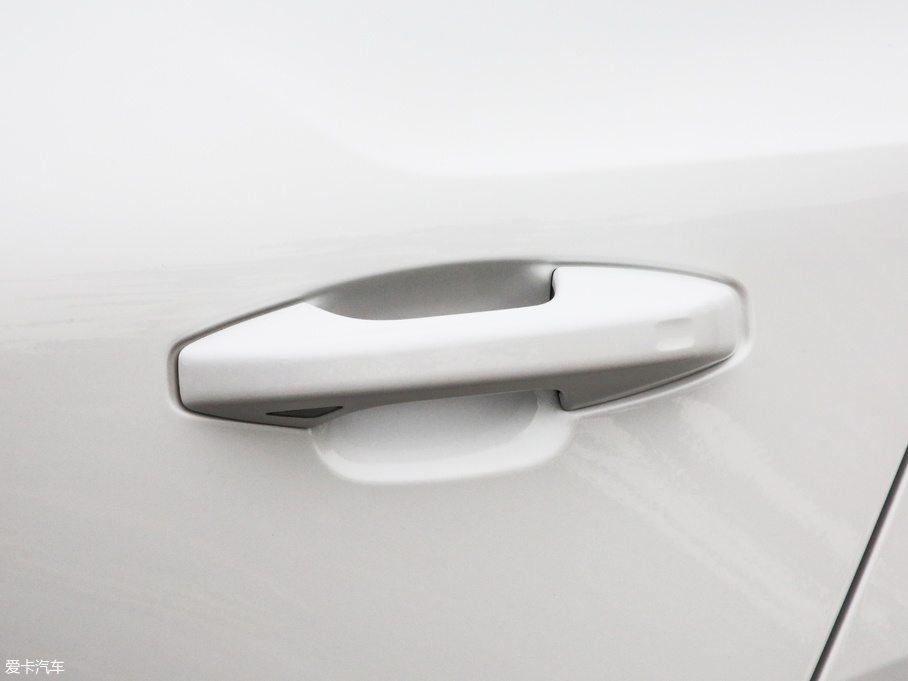 2020֠XC40 T5 (q) \(yn)(dng)