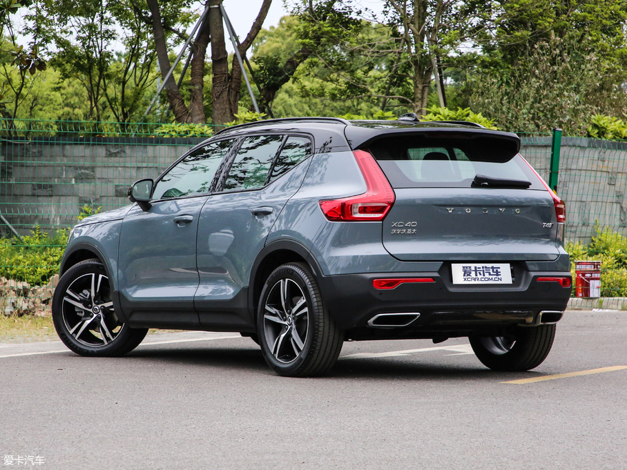 2020ֶXC40 T4 װ