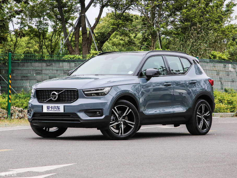 2020ֶXC40 T4 װ