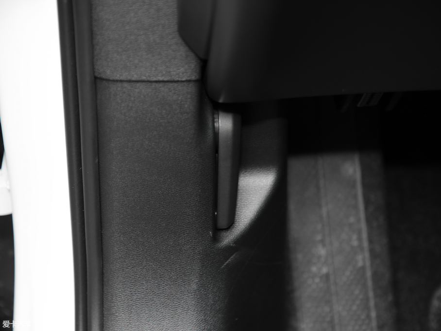 2020֠XC40 T5 (q) \Ӱ