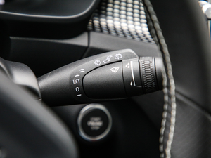 2020T5 (q) \(yn)(dng) п؅^(q)