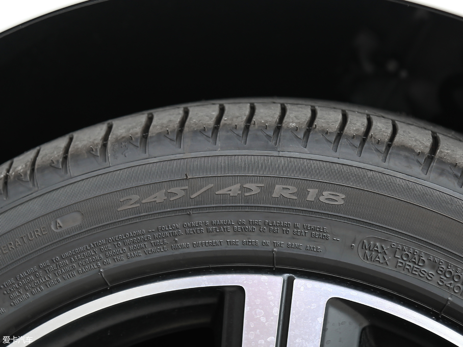 2020���֠���S90 T5 �����\�Ӱ�