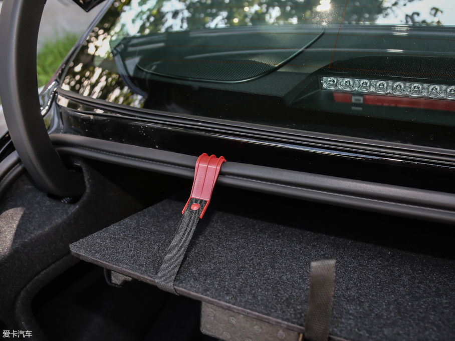 2020���֠���S90 T4 ���к��A��