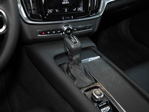 2020T5 \(yn)Ӱ п؅^(q)