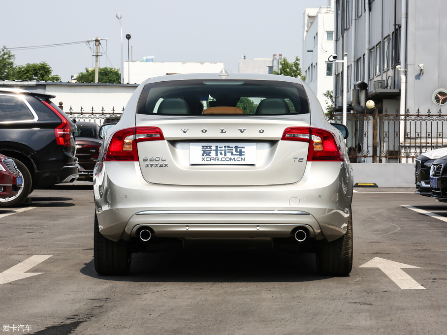 2019ֶS60 L Ŀ 2.0T T5 ǽװ