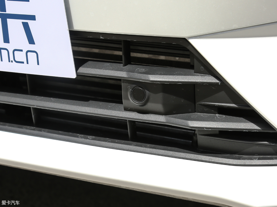 2020֠XC60 T5 (q)ݺA