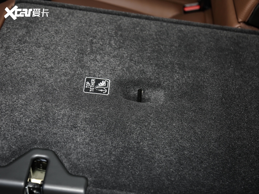 2020֠XC60 T5 (q)źA