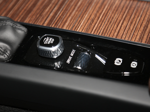 2020T5 (q)źA п؅^(q)