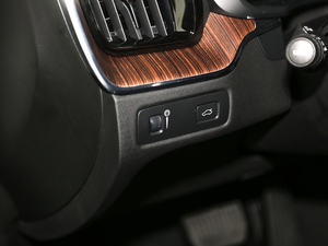 2020T5 (q)źA п؅^(q)